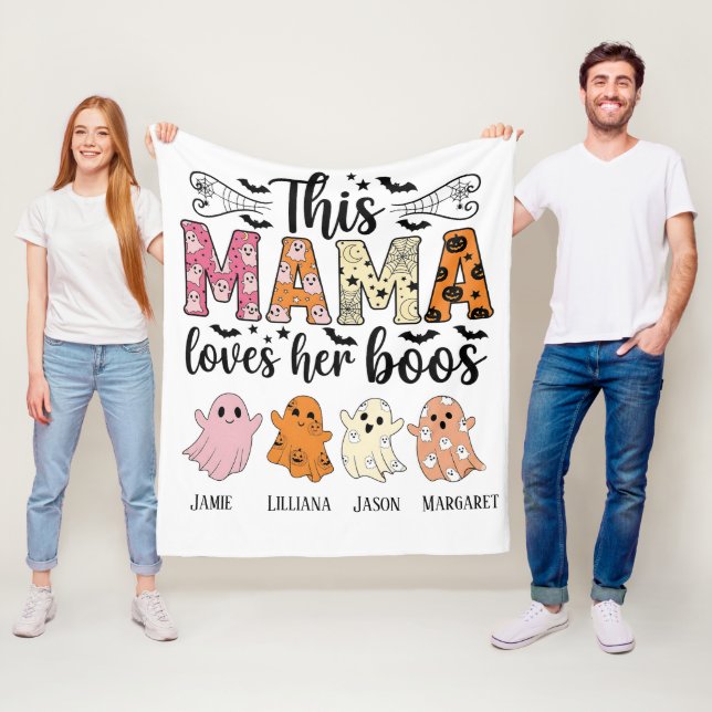 Couverture Polaire Mama Loves Her Boos Spooky Personalized Halloween (En situation)