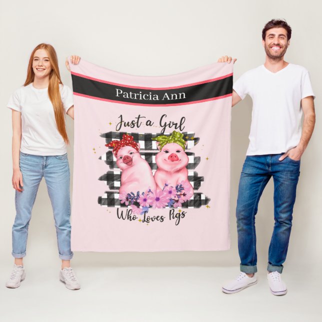 Couverture Polaire mignon amoureux de porc ajouter nom (En situation)