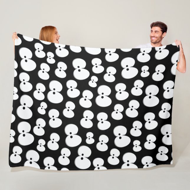 Couverture Polaire Mignons Noir et Blanc Éffrayant Yeux Motif Hallowe (En situation)