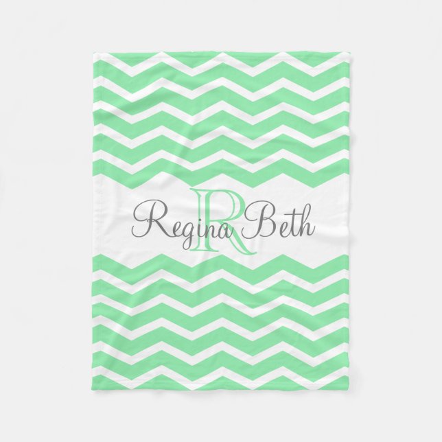 Couverture Polaire Monogramme gris de menthe Nom Keepsaké Chevron (Devant)
