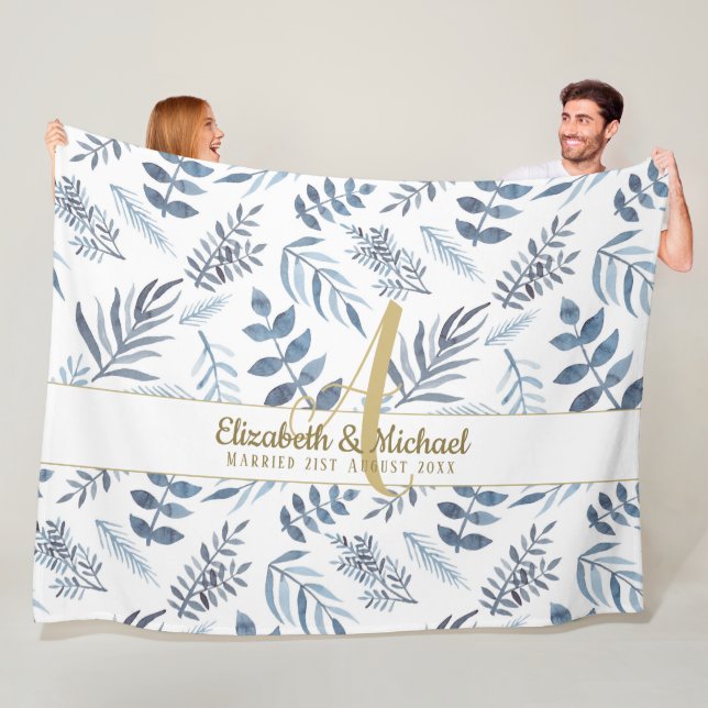 Couverture Polaire Monogramme or Azure Blue Botanical Feuille Mariage (En situation)