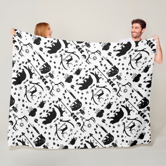 Couverture Polaire Motif de bois de renard de chevreuil noir rustique (En situation)