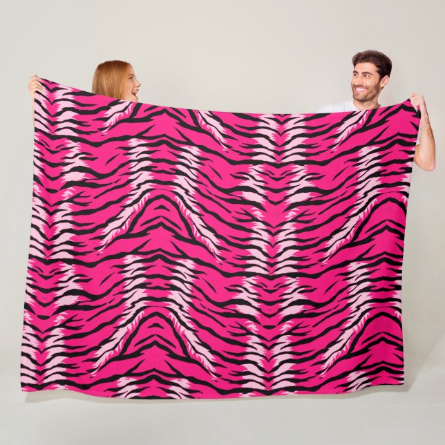 Couverture Polaire Motif de peau d'animal Tigre Rose  (En situation)