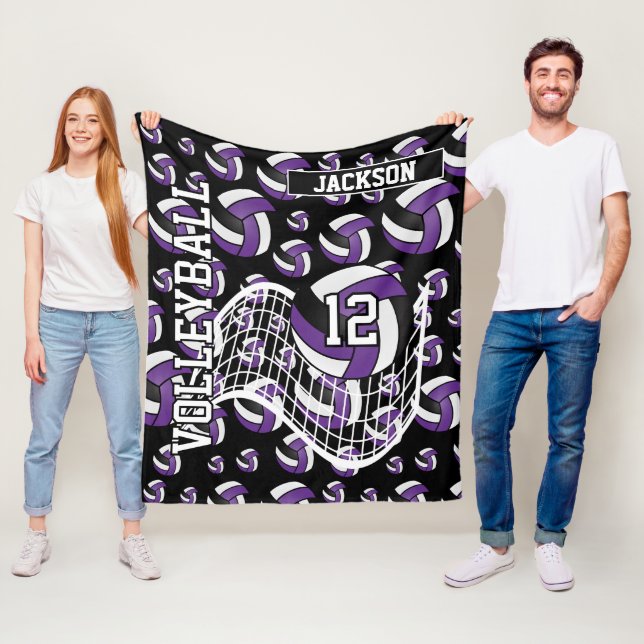 Couverture Polaire Motif de volley-ball violet, noir et blanc (En situation)