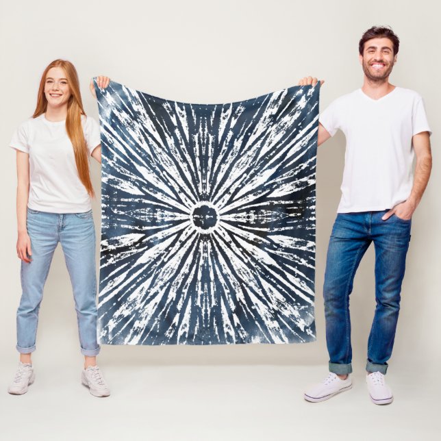 Couverture Polaire Motif radial Indigo Ink (En situation)