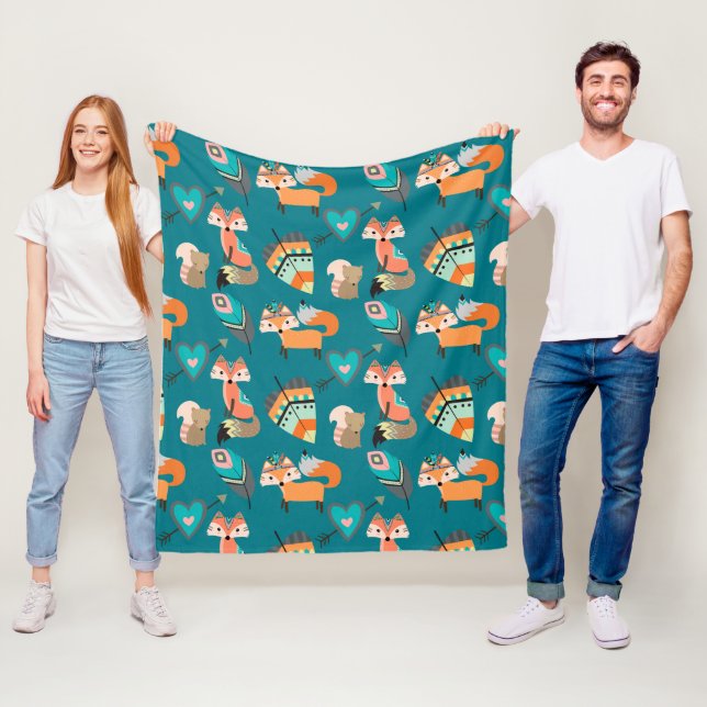Couverture Polaire Motif turquoise Tribal Fox (En situation)