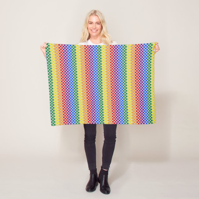 Couverture Polaire Motifs de fierté | Checkers Arc-en-ciel (En situation)
