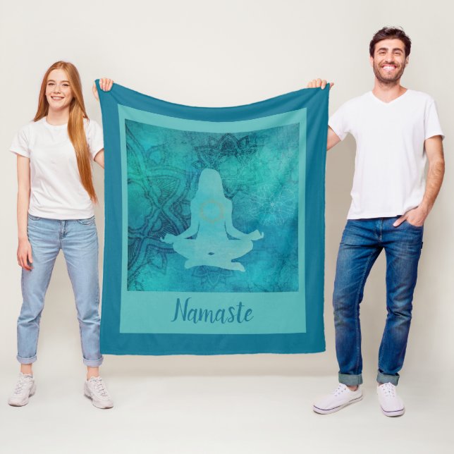 Couverture Polaire Namaste Bleu Yoga Zen Méditation Spirituelle (En situation)