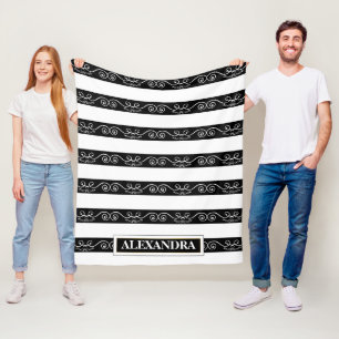 Couverture Polaire Noir Blanc rayé design Monogramme