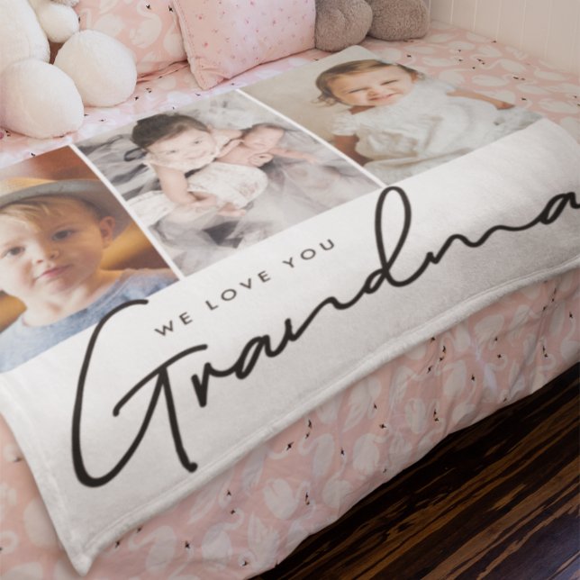 Couverture Polaire Nous vous aimons Grandma Script 3 photos Personnal (We love you grandma photo blankets of grandkids.)