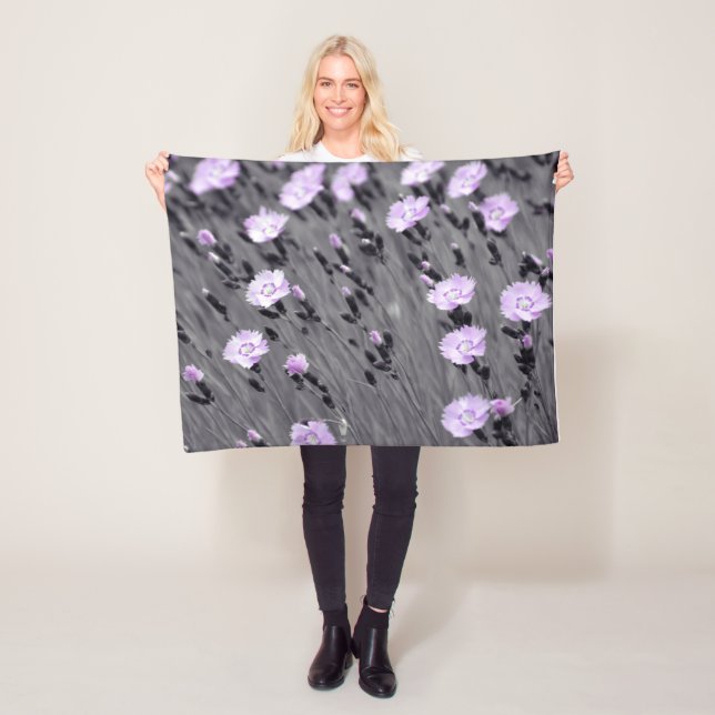 Couverture Polaire Pastel lilac (En situation)