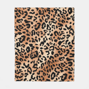 Couverture Polaire peau de léopard. Design élégant de blouse avec léo