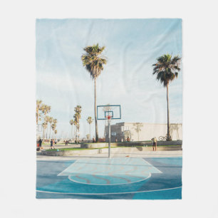 Couverture Polaire Personnes à l'extérieur du terrain de basket