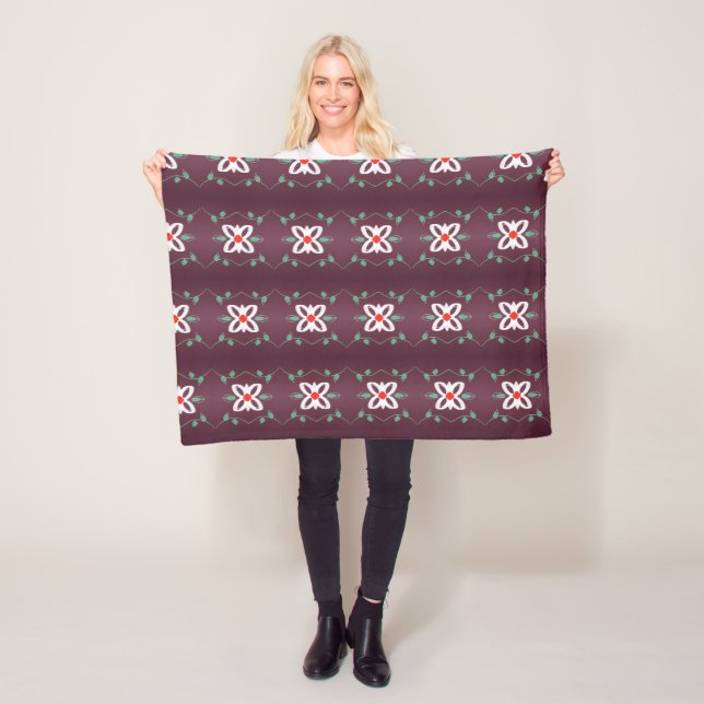 Couverture Polaire Petit Thon en Plum et blanc (En situation)