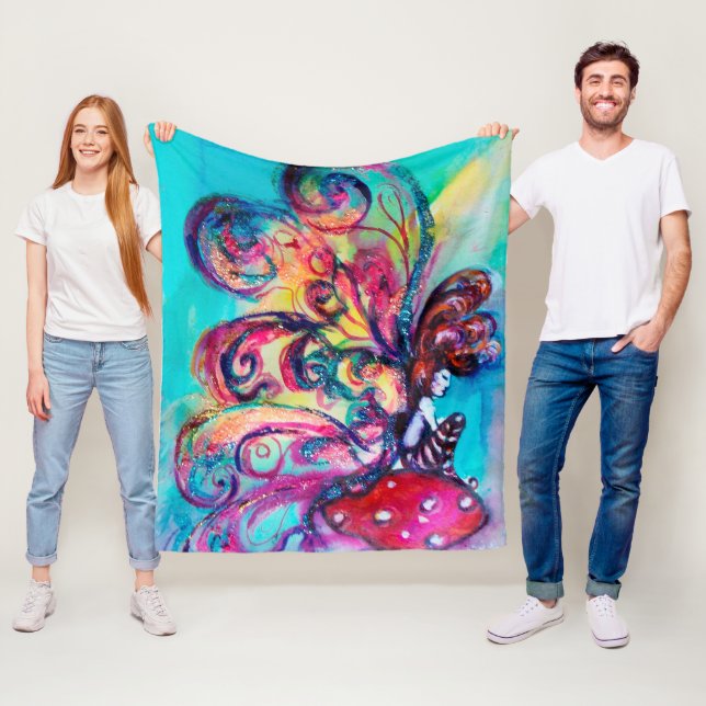 Couverture Polaire PETITE ELF DE CHAMPIGNONS Imaginaire bleu rose (En situation)