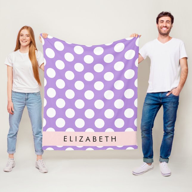 Couverture Polaire Pois violets, Motif Pointe Polka, Votre Nom (En situation)