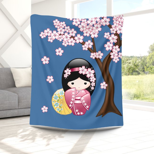 Couverture Polaire Poupée Kokeshi Printemps - Cute Geisha Japonaise s (Créateur téléchargé)