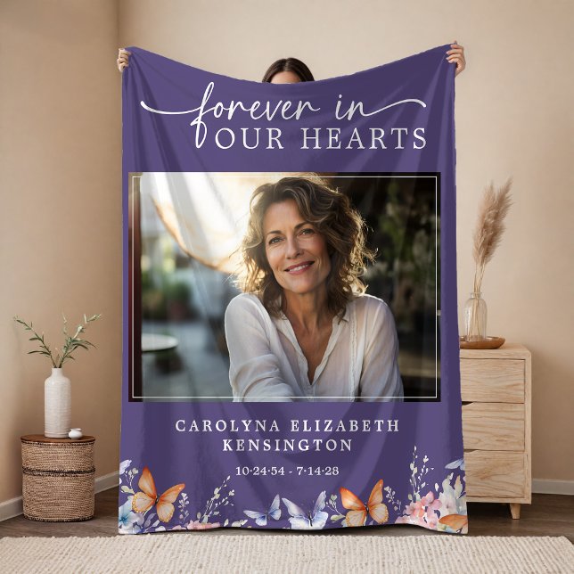 Couverture Polaire Pour toujours dans nos coeurs Butterfly Floral Mem (Forever in Our Hearts Butterfly Floral Memorial Fleece Blanket)