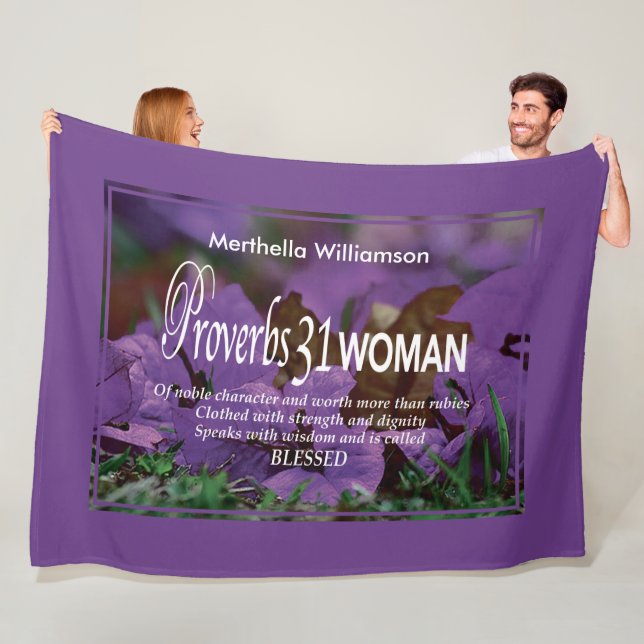 Couverture Polaire Proverbes personnalisés 31 Femme (En situation)