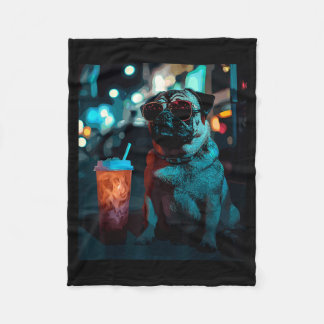 Couverture Polaire Pug with iced coffee 