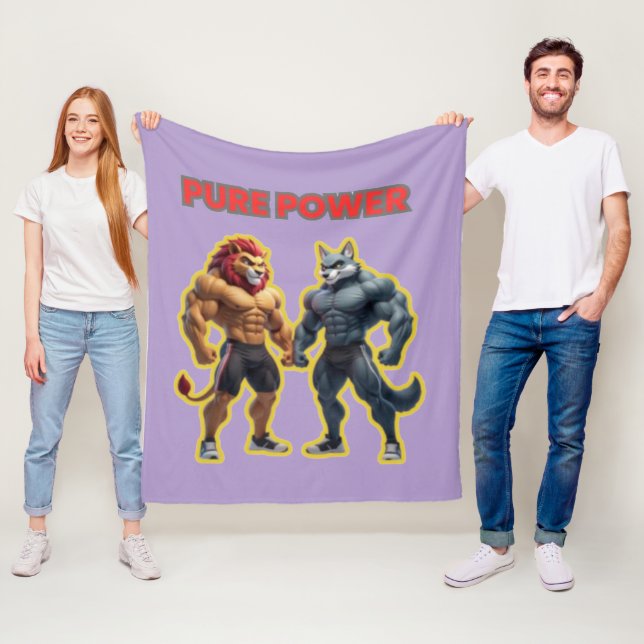 Couverture Polaire Pure Power – Strong Animal Muscle Cartoon Design (En situation)