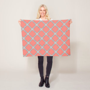 Couverture Polaire Quatrefoil corail et gris