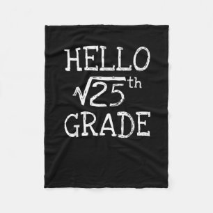 Couverture Polaire Retour À L'École 5E Année Carré Racine De 25 Math