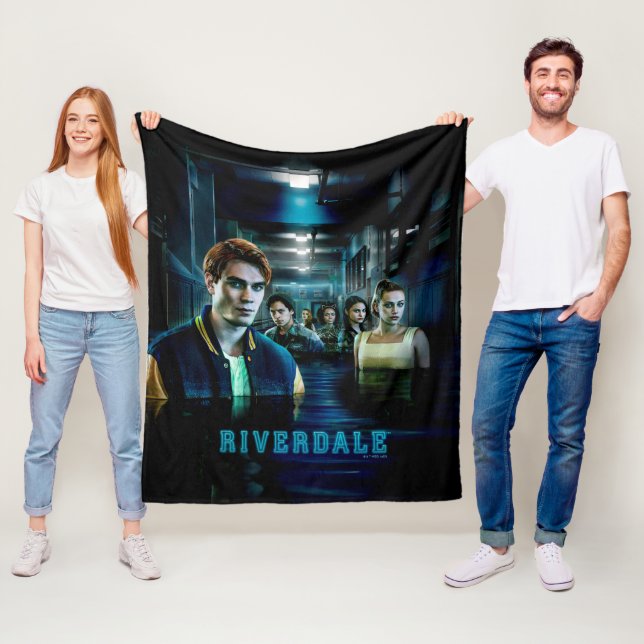 Couverture Polaire Riverdale Flooded Hallway Poster (En situation)