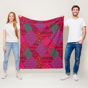 Couverture Polaire Rouge Crimson coloré patchwork