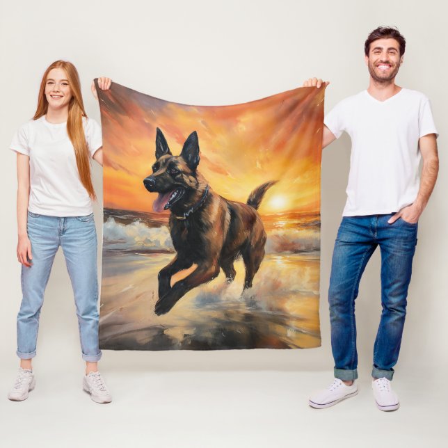 Couverture Polaire Sandy Paws Chien Malinois Belge sur le coucher du  (En situation)