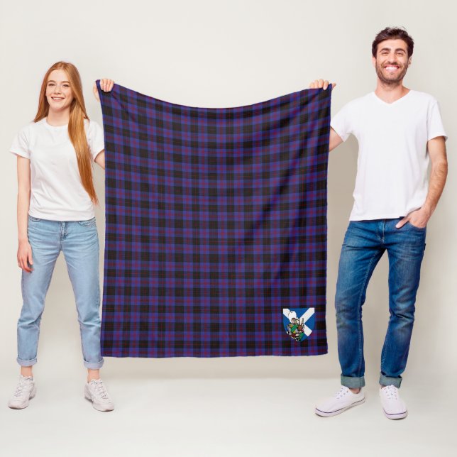 Couverture Polaire Scotts Horsburgh Tartan Plaid (En situation)