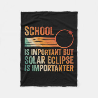 Couverture Polaire Solar Eclipse 2024 École de Chemise Eclipse Solair