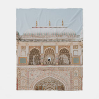 COUVERTURE POLAIRE STRUCTURE SOUS LE CIEL CLAIR