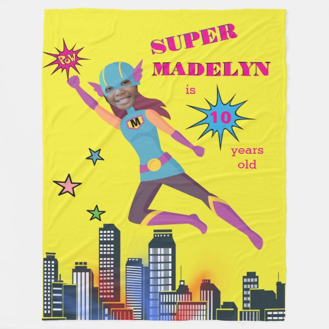 Couverture Polaire Superhero fille d'anniversaire fantastique sensati (Devant)