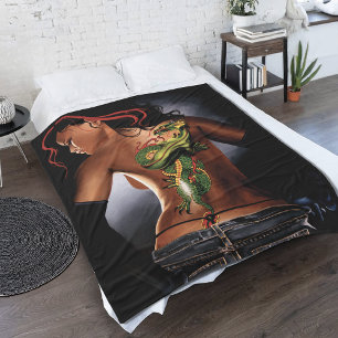 Couverture Polaire Tatouage de femme dragon de fantasy gras