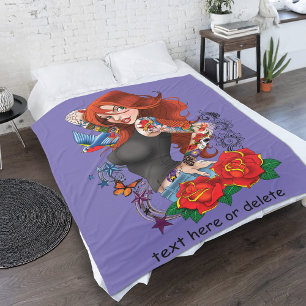 Couverture Polaire Tatouages de femme rousse