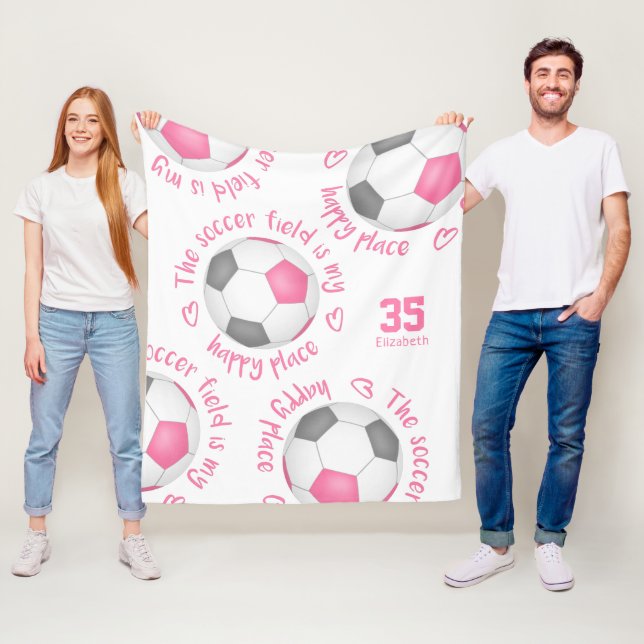 Couverture Polaire terrain de football gris rose mon joyeux endroit d (En situation)