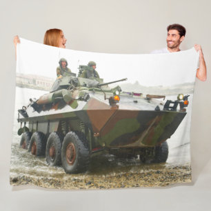 COUVERTURE POLAIRE TRANSPORTEUR DE PERSONNEL ARMÉ - LAV-25