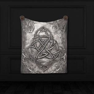 Couverture Polaire Triquetra Trinity Knot Silvery Pewter Faux Metal