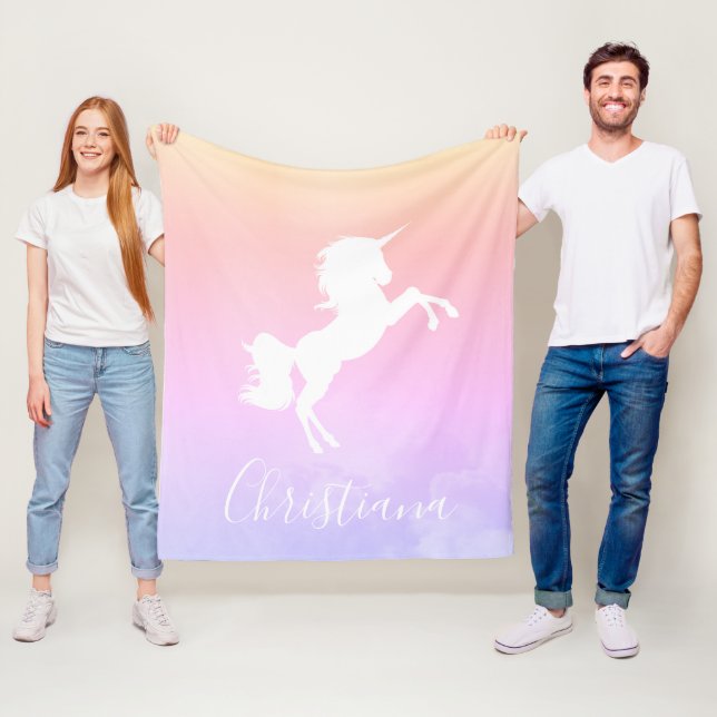 Couverture Polaire Unicorne personnalisée rose à violet élégant Blank (En situation)