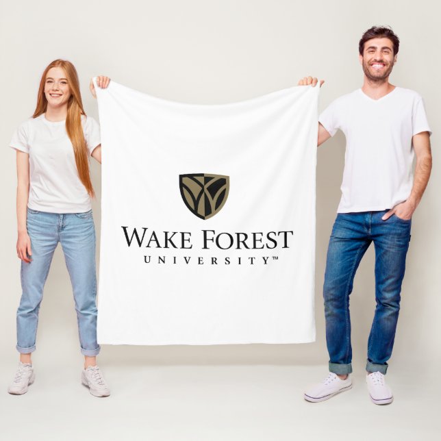 Couverture Polaire Wake Forest University Wordmark (En situation)