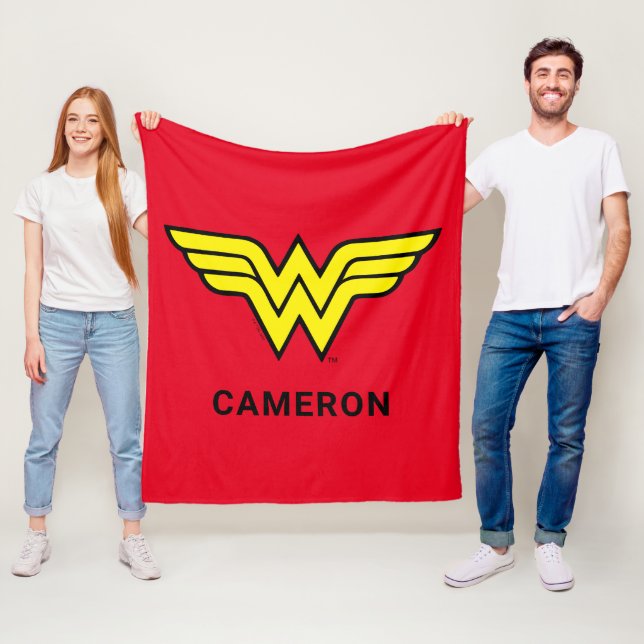 Couverture Polaire Wonder Woman | Logo classique | Ajouter Votre Nom (En situation)