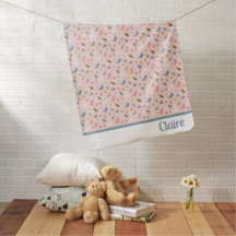 Oiseaux doux et modernes sur fond rose