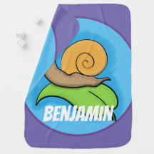 Petit escargot orange sur dessin animé