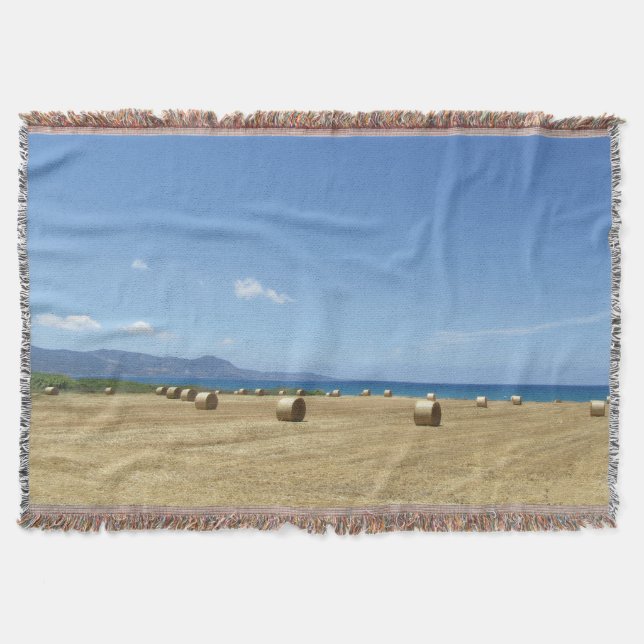 Couverture Rouleaux dorés de foin et de mer Bleue profonde De (Devant)