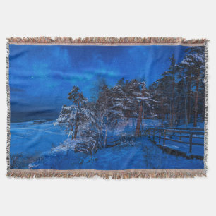 Couverture Scène hivernale nocturne avec pins enneigés