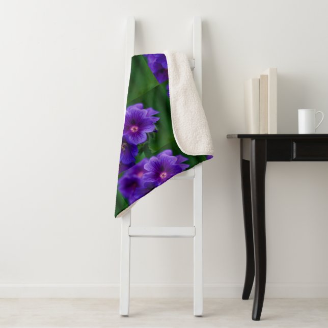 Couverture Sherpa Anniversaire Fleurs d'anniversaire Destiny Destiny (En situation)
