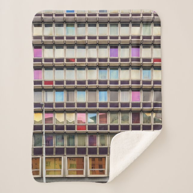 Couverture Sherpa Bâtiment coloré (Devant)