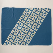 Bleu + Blanc Pinwheel Quilt Motif contemporain