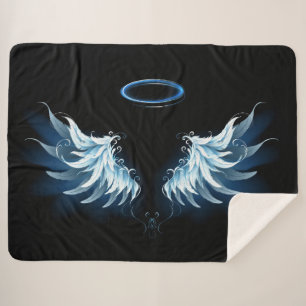 Couverture Sherpa Blue Glowing Angel Wings on black background